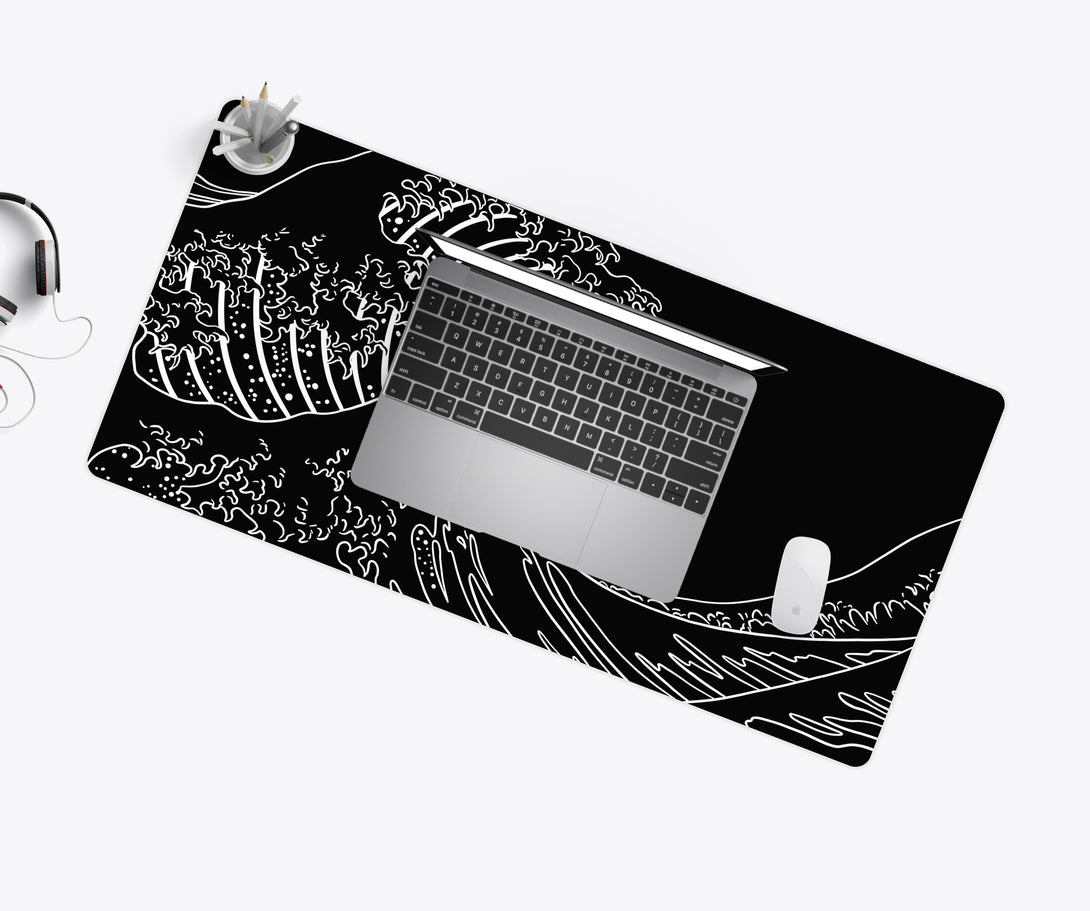 Black Retro Wave Mouse Pad